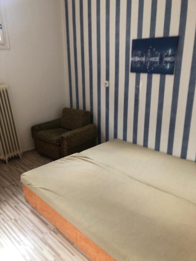Easy Backpacker Old Town Apartment Kosice Exterior photo